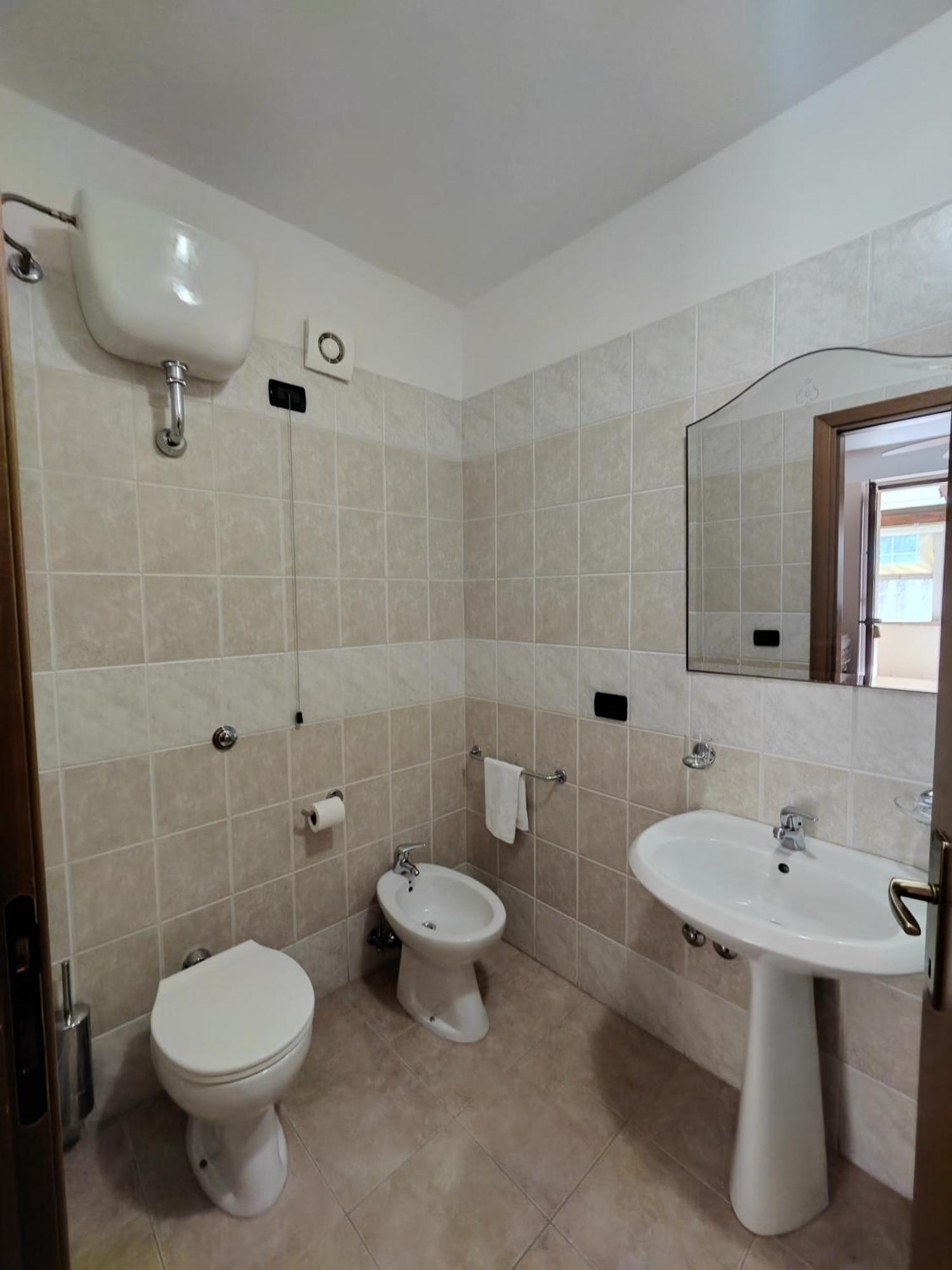 Double Room,1689899978:JPEG